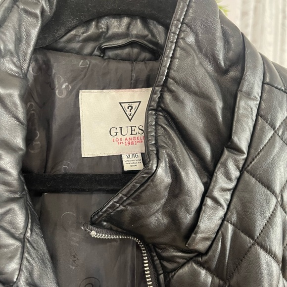 Guess leather Jacket for sale - Picture 3 of 3